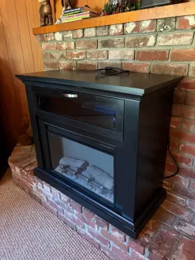 Soyokno 26de1224 Black Electric Fireplace/media Mantel 2010 Pickup Only 95472