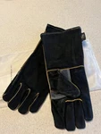 Kim Yuan Extreme Heat & Fire Resistant Leather Gloves. Fixed Price $35.00.