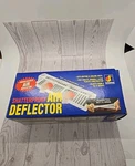 Dundas Jafine Shatterproof Air Deflector New Box. Fixed Price $6.99.
